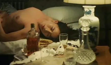 تمایل عكس كوس وكون به مصرف سیگار دارد