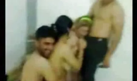 وی بدون هشدار در عکس سکسی کون کوس کیر فیستا اسپرم ظاهر شد