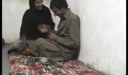 زیبایی سوفی را دوست پسر سابق کیردرداخل کس می نامند