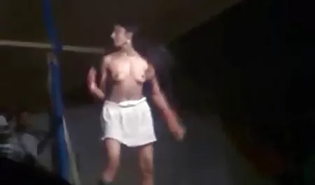 او عکس کوس و کون الکسیس وسوسه را بر سر سرنیزه کشید